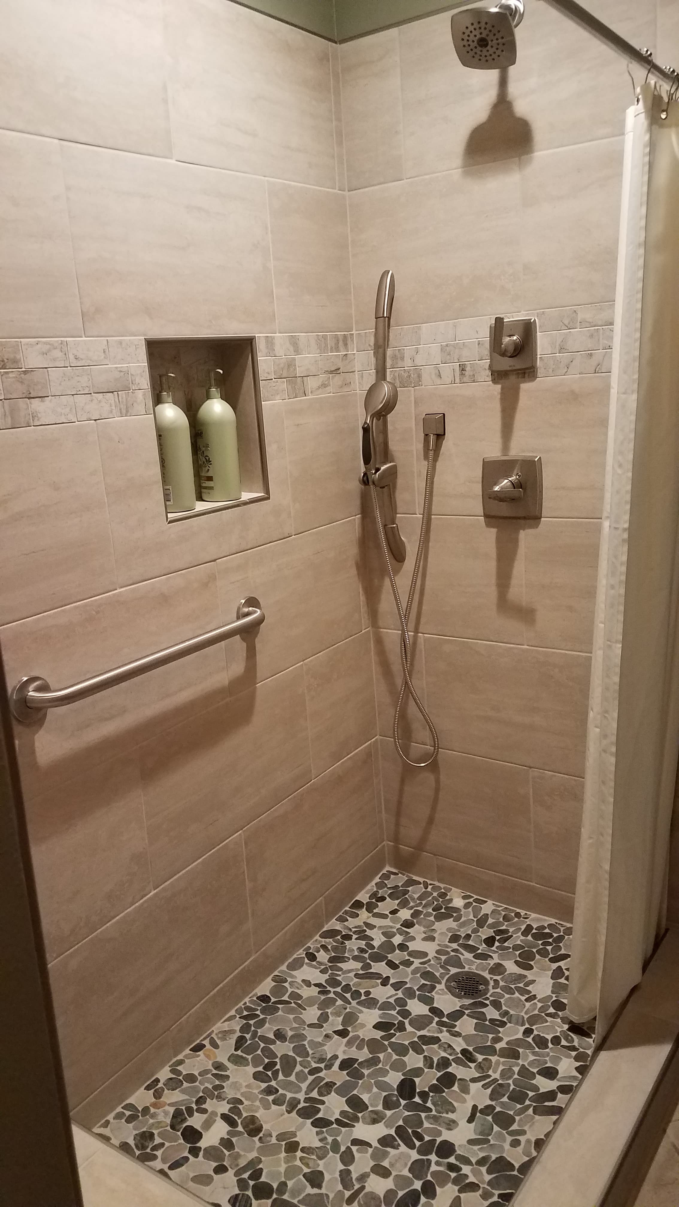 Deluxe Shower Stall